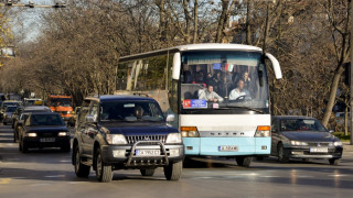300 на час отиват в Гърция