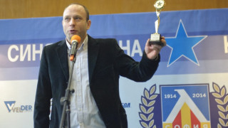 "Левски" остана с 9 играчи, национал избяга в "Лукойл"