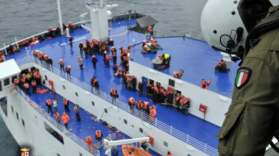 МВнР уточни имената на спасените от ферибота българи | StandartNews.com