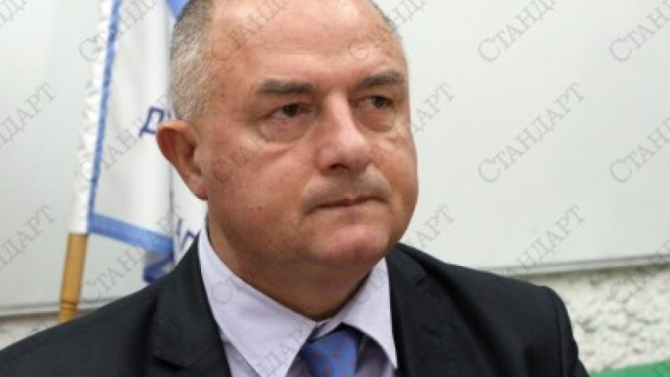 Освободиха Николай Чирпанлиев от поста му в Агенцията за бежанците | StandartNews.com