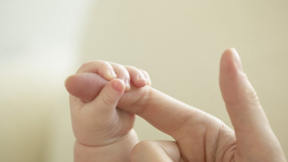 Две бебета проплакаха в смолянската болница в Новогодишната нощ | StandartNews.com