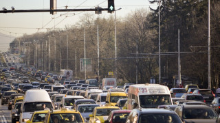 Вятър и поледици за голямото завръщане