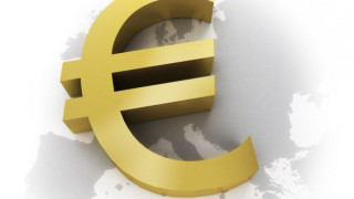 Рекорден спад на еврото от 4 години насам