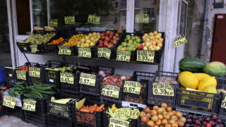 Плодове и зеленчуци поскъпват заради орязани субсидии