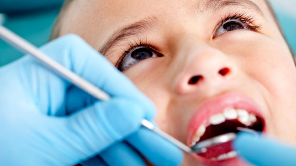 Зъболекарски кабинет в училище след 20 г. | StandartNews.com