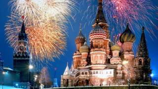 Русия посреща Коледа