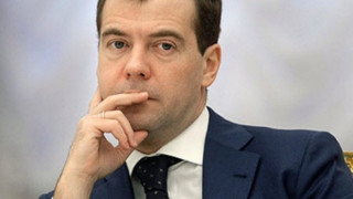 Медведев с приз за Шаренкова и "Русия днес"