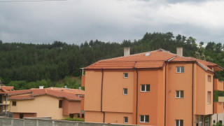 Над 100 къщи вдигнаха граждани в с. Рилци