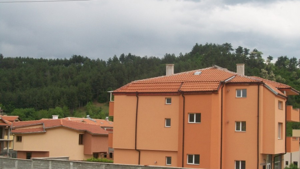 Над 100 къщи вдигнаха граждани в с. Рилци | StandartNews.com