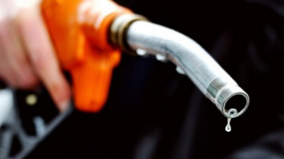 Под 2 лева за литър бензин или дизел | StandartNews.com
