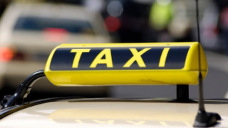 Таксита съсипват бизнеса на автобусни превозвачи