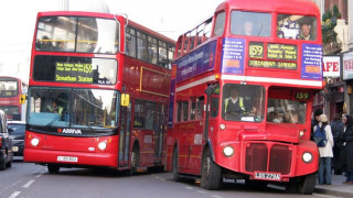 Транспортен хаос грози Лондон, автобусните шофьори стачкуват 