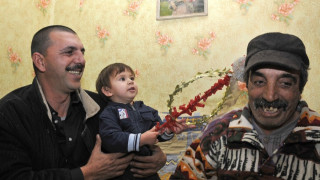 Хиляди роми празнуват Василица