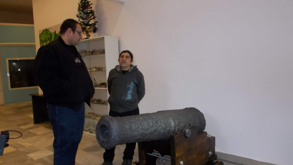 Корабно оръдие от края на 18 век реставрираха в Добрич | StandartNews.com