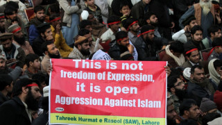 Хиляди на протест срещу "Шарли ебдо" в Пакистан 