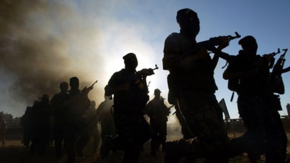 Коалиционните сили спряха нахлуването на ИД в Ирак и Сирия | StandartNews.com