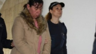 След смъртта на Алекс: Атанаска в сексигри за 20 лева