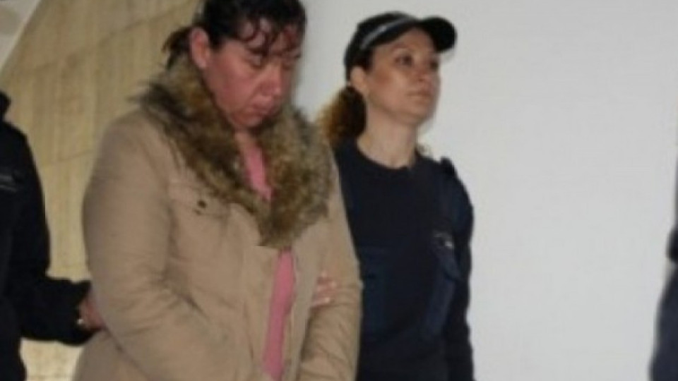 След смъртта на Алекс: Атанаска в сексигри за 20 лева | StandartNews.com