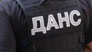 ДАНС разби група за документи менте