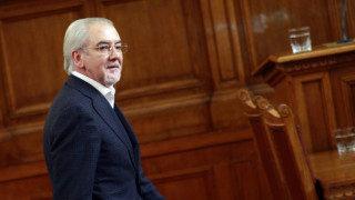 Местан: ДПС няма да се откаже от вота на недоверие