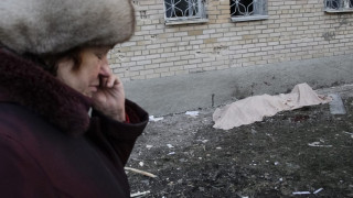 Снаряд уби петима в болница в Донецк