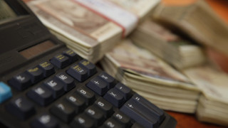 За година държавният дълг скочи с €4 млрд.