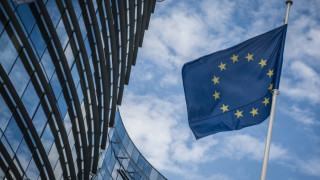 Брюксел очаква 0,8% ръст на икономиката ни