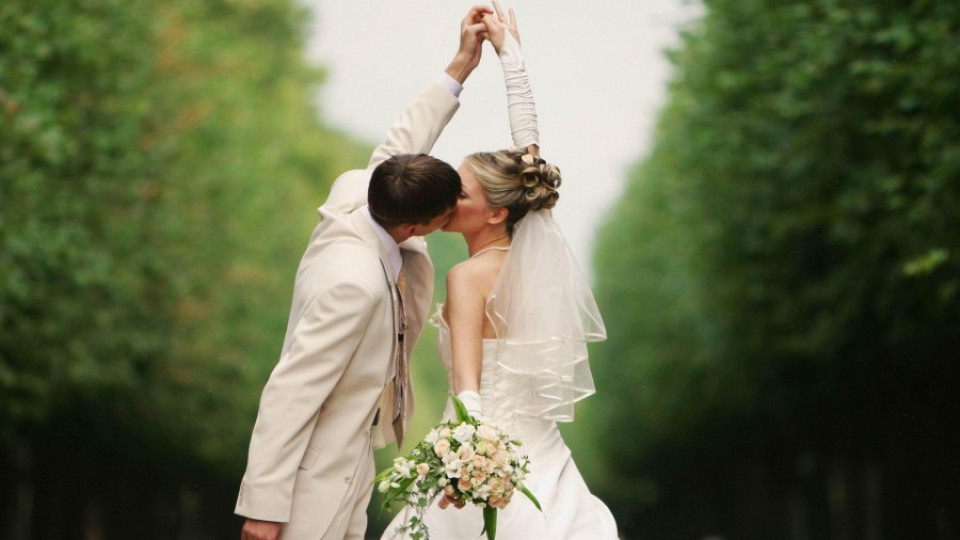 Безплатни венчавки за 14 февруари | StandartNews.com