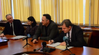 Варна подписа договора за парите за саниране