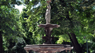 Реставрират фонтан на 120 години в Пловдив