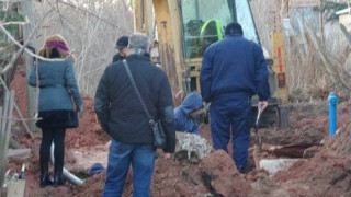 Мъж от Благоевград е затрупан в Бургас