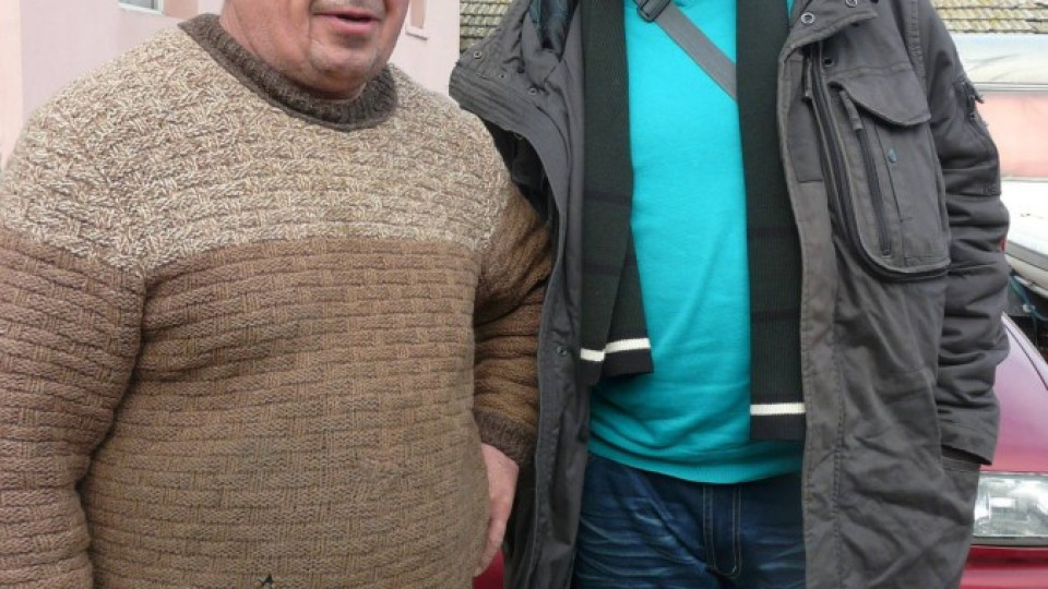Гурково посрещна първия българин от Украйна | StandartNews.com