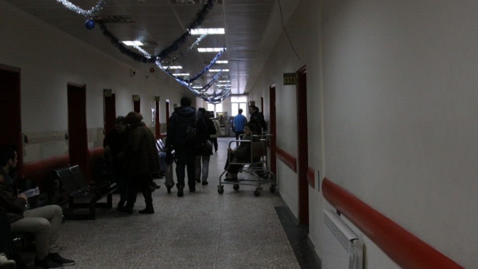 Кметът на Сливен защити военната болница | StandartNews.com