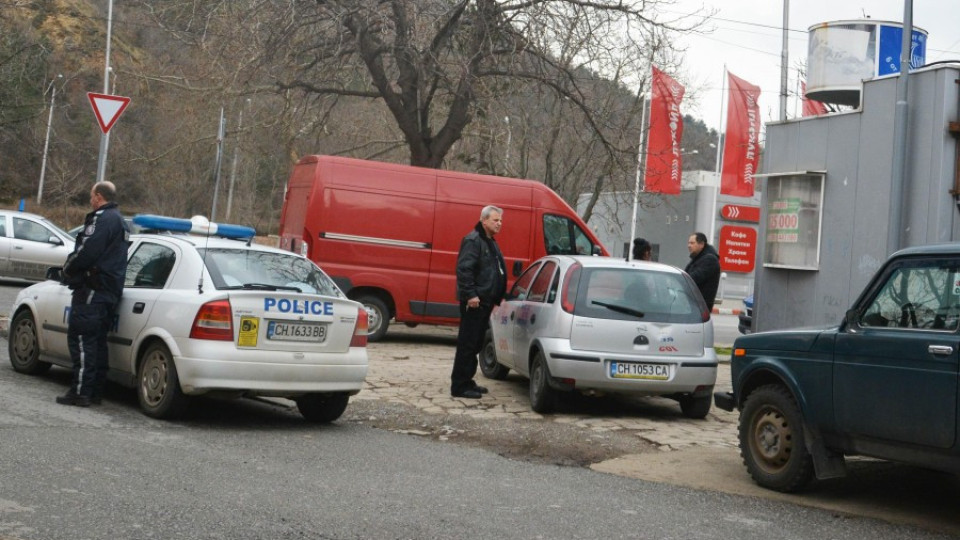 Бони и Клайд опитаха да ограбят тото пункт в Сливен | StandartNews.com