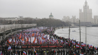 Хиляди присъстваха на шествието в памет на Борис Немцов (ОБЗОР)
