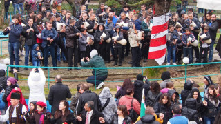 Варна почете 3 март с празнично шествие