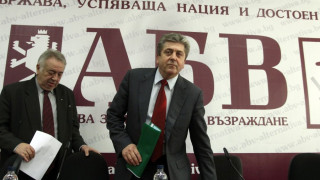 Приеха оставката на Първанов