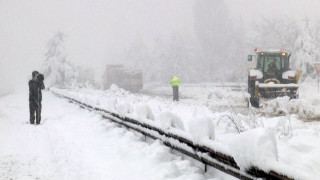 Хасковско в половин метров снежен капан