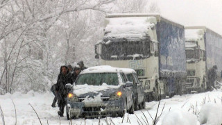 Армията излиза срещу преспите