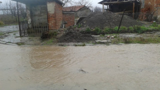 Десетки села в Сливенско са наводнени