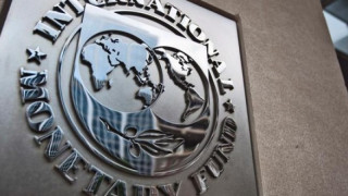 МВФ дава 17, 5 млрд. долара заем на Украйна