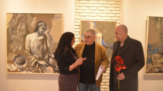 Стефан Чурчулиев показва Йона и Богородица като човеци с мисия
