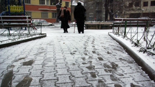 Жълт код за сняг в четири области на страната