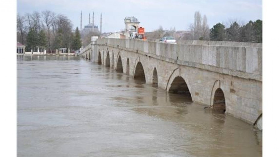 Потопът от България обхвана и Одрин  | StandartNews.com