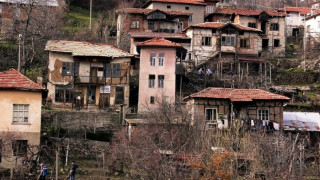 Болни даряват пари за минерален извор в с. Ощава