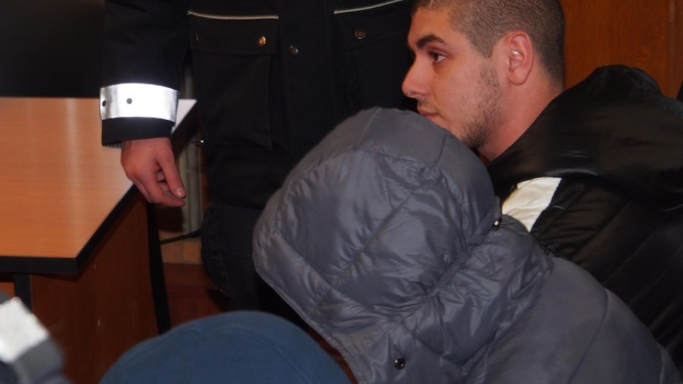 Охранителите убийци от Варна остават в ареста | StandartNews.com