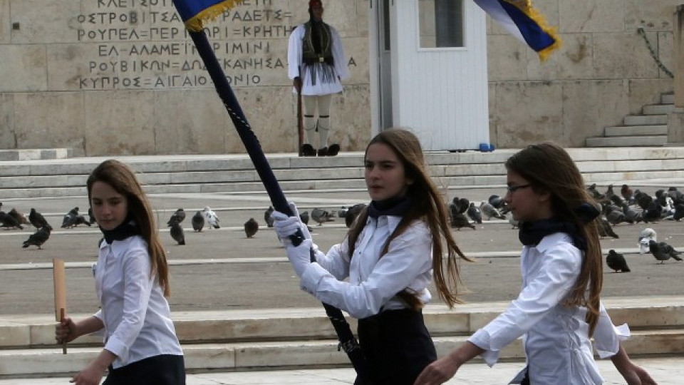 Гърците в България нямат вяра на Ципрас | StandartNews.com