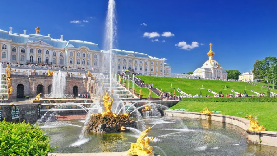 Блясъкът на имперските дворци край Санкт Петербург  | StandartNews.com