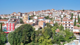 Прекратиха концесия за добив на минерална вода край Сандански