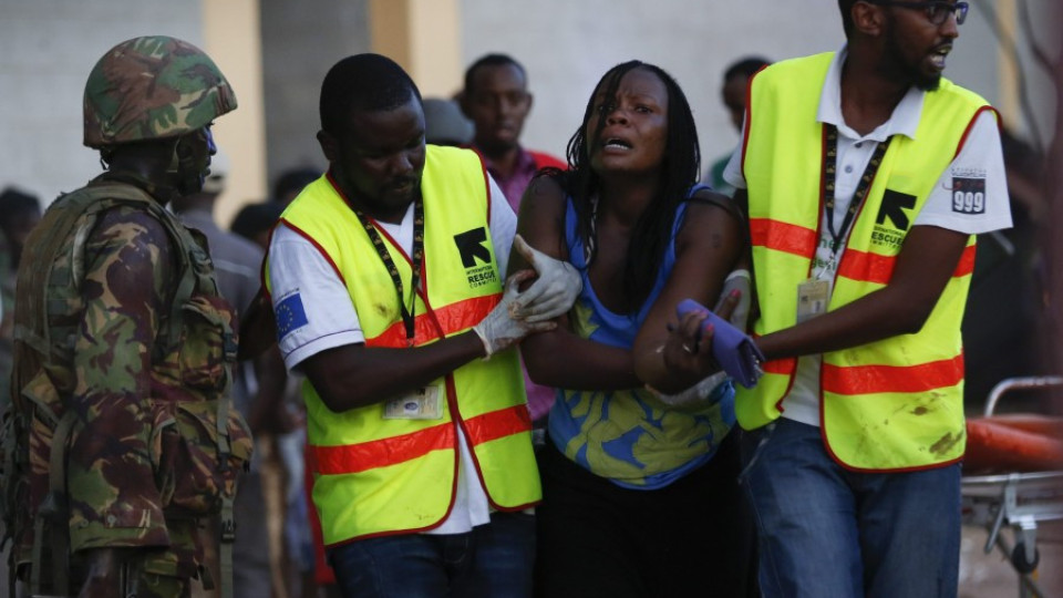 Терорът в Кения завърши със 147 жертви | StandartNews.com